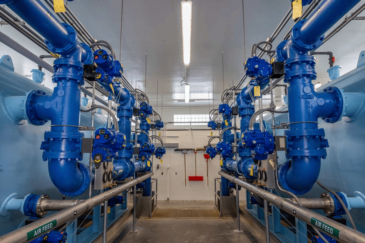 Traditional constant speed water pump system